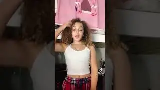 Corinne Joy TikTok 💝