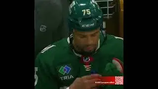 Попперс на хоккейном поле