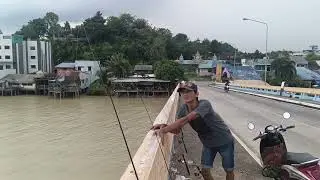 ดุกเลใหญ่สายระเบิด