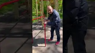 В безобразном состоянии содержит Жилищник Измайлово МАФы на Измайловском бульваре.
