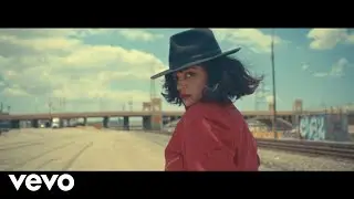Mon Laferte - Canción De Mierda