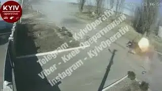 RUSSIAN TANK KILLS ELDERLY COUPLE IN THEIR CAR ** Viewer discretion advised