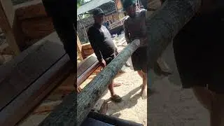 Tajamnya gergaji belah kayu g407r #shorts