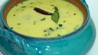 Gujarati Kadhi Recipe - Hot Yogurt Soup