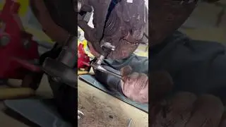 Как поменять шаровую опору своими руками 