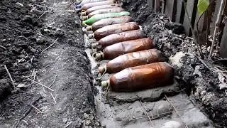Фундамент Своими руками из Пластиковых бутылок. Стены из земли. Песок в бутылках. Начало начал.