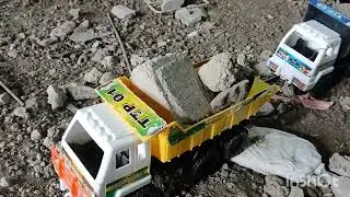 Bermain Truk Pasir Truk Oleng Angkut Batu Besar Penuh Mainan Tayo The Little Bus