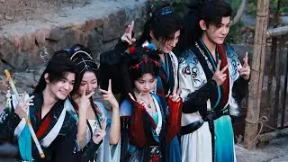 Lai Zhan《来战》Reuters Video (25.08.13) Adai and his friends take a photo together~ cr:logo 