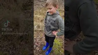 Aussie 5 year old finds a Gold Nugget!