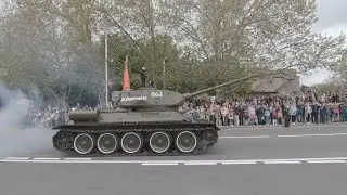 T-34, Катюша, СУ-76 и ИС-2 на улицах Севастополя Парад Победы 9 мая 2019