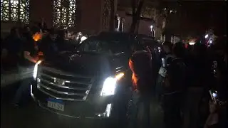 مش هتصدق اللي حصل مع الفنان محمد رمضان من الجمهور لحظة خروجه بعـ ـزا الفنان مصطفى فهمي