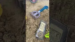 Телефон нашелся спустя несколько нет, но лучше бы не находился