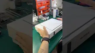 Новый MacBook Air M2 разрядился в коробке!
