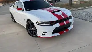 ScatPack with racing stripes