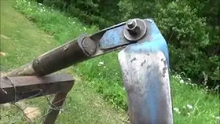 Как отбить косу дедовский метод !