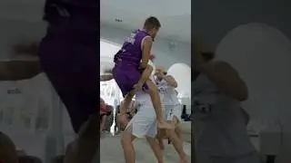 🤯