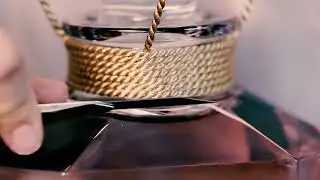 mon guerlain the iconic bottle guerlain TV Spot Perfume pubblicitario 99''