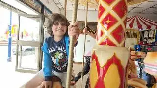 horse carousel kiddie ride