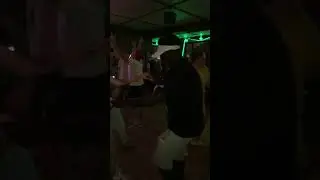 Чернокожий украл русскую богиню 😳😳😳 