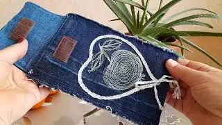 Косметички из джинсы.