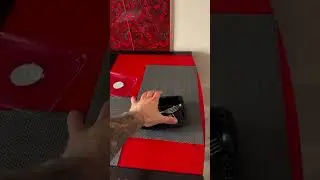 ВЛАД ГАНТЕЛЯ ПОКУШАЛ И БАЛДЕЕТ  