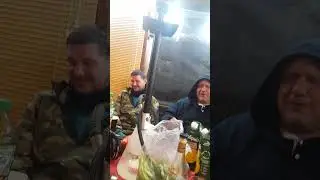 Сидим на даче и кайфуем в цвет