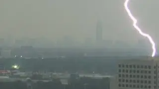 Lightning strike causes power flash in SW Houston