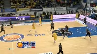 19 очков, 7 передач и 1 блокшот Алексея Шведа в игре против Виты