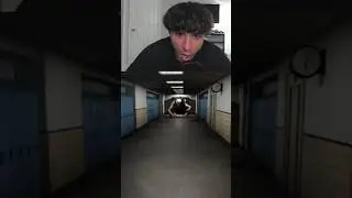 THE WORST HORROR GAME CHASE SCENE 😭