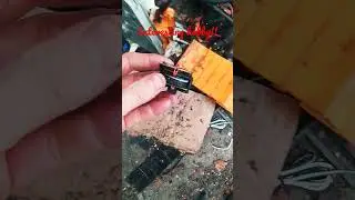 НАШЕЛ МАГНИТОФОН МЕДНЫЕ ПРОВОДА В МУСОРКЕ СВАЛКА ЕВРОПЫ #мусорщик #деньгиизмусора #interestinghobby