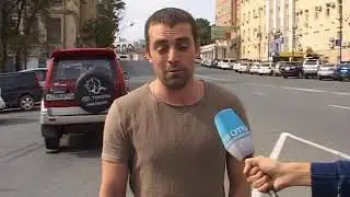 Джип без водителя сорвался с ручника и отправился в свободное катание на Суханова