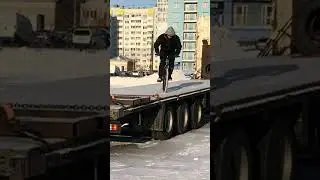 Что творится ,у деда опять обострение! Сбежал!
