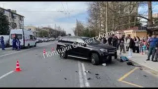 Мотоциклист насмерть врезался в Мерседес Севастополь
