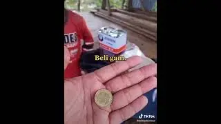 Ramai sedih lihat budak jual gam