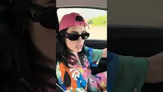 Si hay viaje, hay musica 🎵 Y ustedes qué escuchan ?? #LaliTour