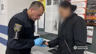 Поліцейські затримали цивільне подружжя з Ізмаїла за підозрою у підпалі автомобіля