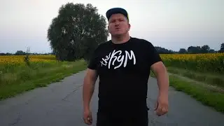 Він не любив Україну - The Кум