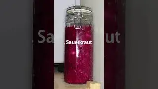 Sauerkraut! Time lapse