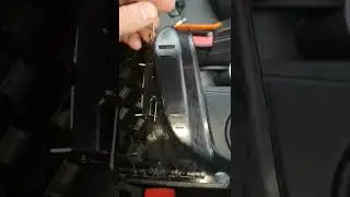 Замена ручки открывания подлокотника kia ceed jd.