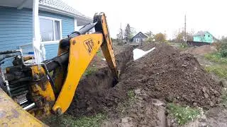 JCB 3 CX копаю троншею под газ