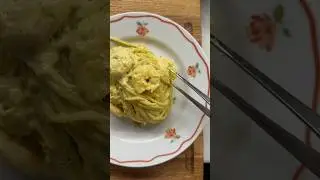 Сливочная паста с песто и креветками 🍤