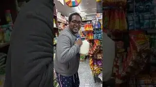 SURPRISING A HOMELESS MAN WITH GROCERY’S FOR HIS FAMILY 🙏❤️ 