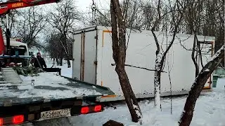 Фургон на пасеке