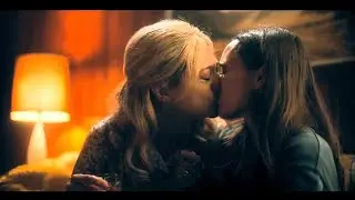 Hot Girls Kissing Video || The Umbrella Academy Friend || Kiss Scene  Sissy and Vanya