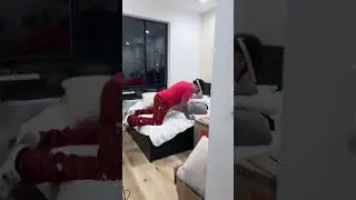 Found my Boyfriend and his friend VR Banging.. 😳 