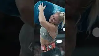 Dani Speegle Ragdolls a 250-lb Sandbag at the 2022 CrossFit Games