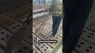 Работник месяца на ужасном производстве