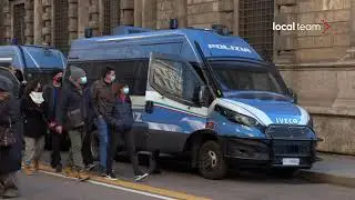 Milano, preparativi per la Prima della Scala: le forze di polizia presidiano il teatro