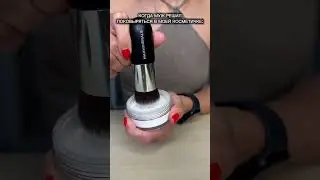 Он просто ничего не понимает, правда же? 😅