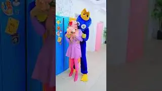 Блю из Rainbow Friends влюбился в реальной жизни! 